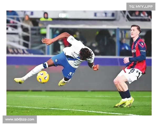 小卢卡斯在巴黎圣日耳曼沦为替补的原因与战术变化和竞争压力有关