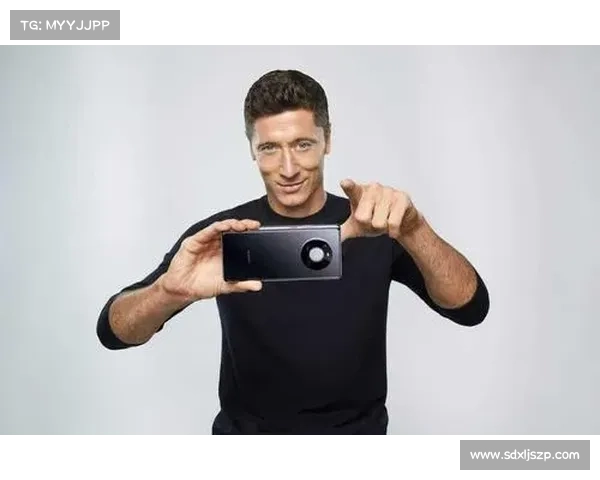 全景聚焦莱万崭露头角时刻与其职业成长轨迹全面深度探索之路解析